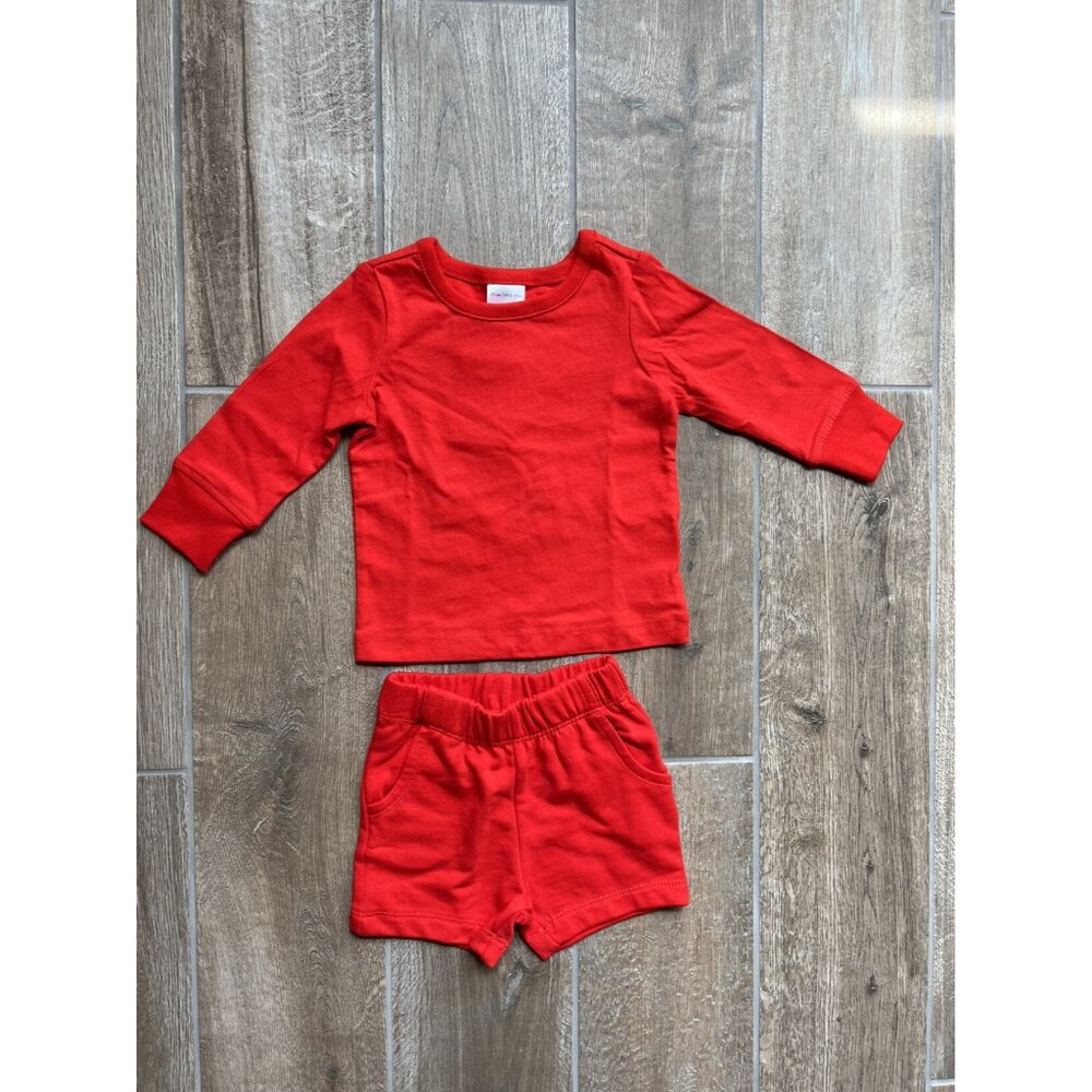 NWT Hanna Andersson Boys Red Sweatshirt And Shorts Set Sz 12-18mo